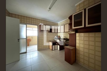 Apartamento para alugar com 191m², 3 quartos e 1 vaga Apartamento para alugar com 191m², 3 quartos e 1 vagaCozinha