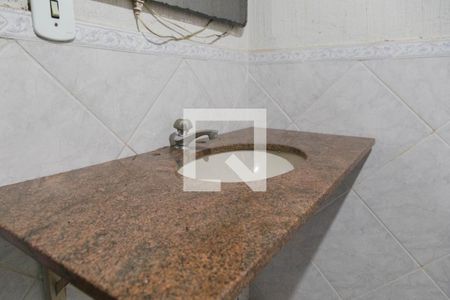 Casa à venda com 150m², 3 quartos e 2 vagasBanheiro