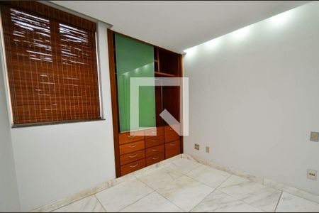 Quarto de apartamento à venda com 1 quarto, 61m² em Carmo, Belo Horizonte