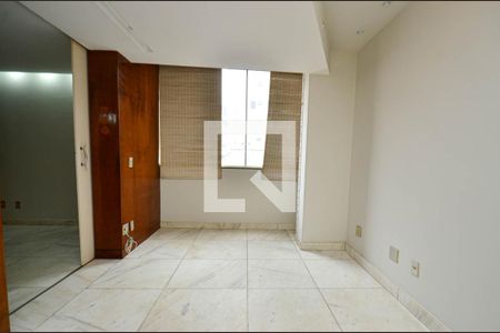 Sala de apartamento à venda com 1 quarto, 61m² em Carmo, Belo Horizonte