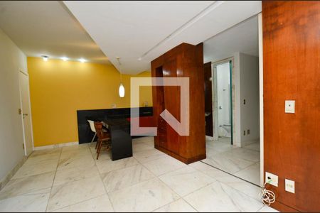Sala de apartamento à venda com 1 quarto, 61m² em Carmo, Belo Horizonte