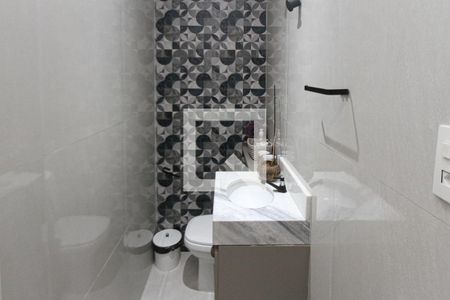 Casa à venda com 89m², 2 quartos e 2 vagasLavabo