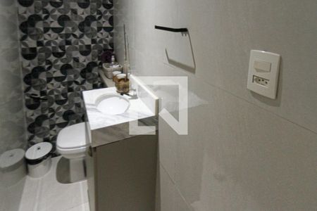 Casa à venda com 89m², 2 quartos e 2 vagasLavabo