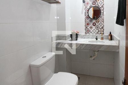 Casa à venda com 89m², 2 quartos e 2 vagasLavabo do espaço gourmet
