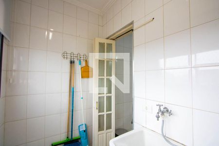 Apartamento à venda com 80m², 3 quartos e 2 vagasÁrea de serviço