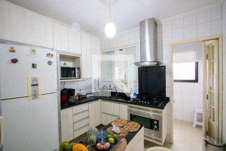Apartamento à venda com 80m², 3 quartos e 2 vagasCozinha