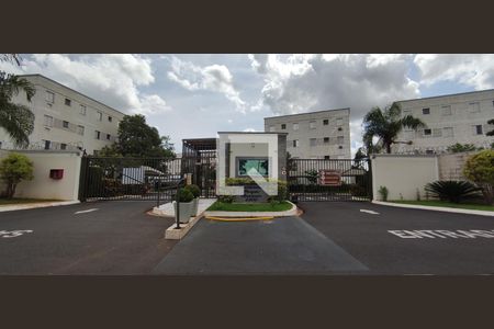 Apartamento para alugar com 39m², 2 quartos e 1 vagaFachada