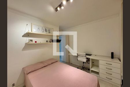 Apartamento à venda com 82m², 3 quartos e 1 vagaQuarto 1