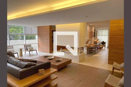 Apartamento à venda com 240m², 5 quartos e 3 vagasSalão de festas