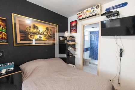 Apartamento à venda com 240m², 5 quartos e 3 vagasSuíte 2