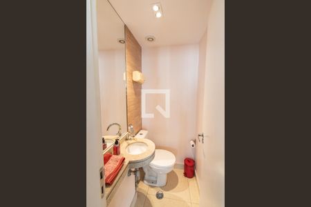 Apartamento à venda com 240m², 5 quartos e 3 vagasLavabo