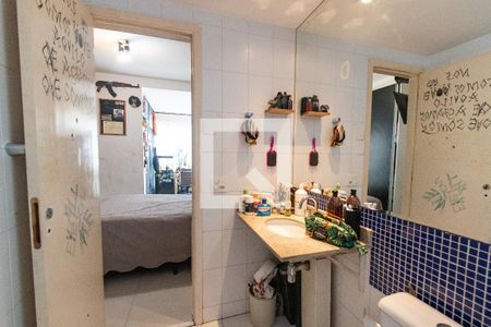 Apartamento à venda com 240m², 5 quartos e 3 vagasBanheiro da suíte 2