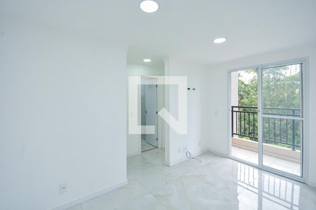 Sala de apartamento para alugar com 2 quartos, 40m² em Usina Piratininga, São Paulo