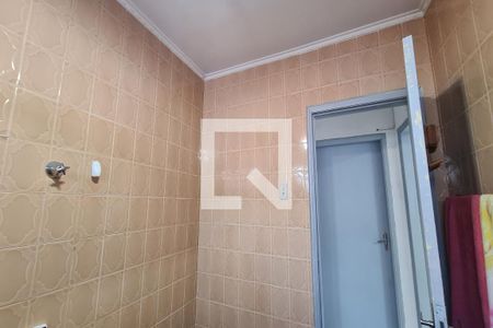 Casa à venda com 250m², 2 quartos e 2 vagas Casa à venda com 250m², 2 quartos e 2 vagasBanheiro