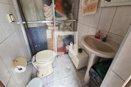 Casa à venda com 250m², 2 quartos e 2 vagas Casa à venda com 250m², 2 quartos e 2 vagasEdícula