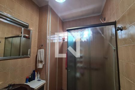 Casa à venda com 250m², 2 quartos e 2 vagas Casa à venda com 250m², 2 quartos e 2 vagasBanheiro