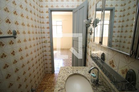 Apartamento para alugar com 200m², 3 quartos e sem vagaBanheiro 2