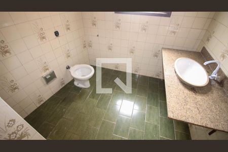 Casa para alugar com 80m², 2 quartos e sem vaga Casa para alugar com 80m², 2 quartos e sem vagaBanheiro