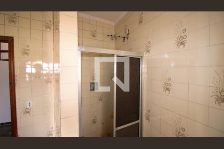 Banheiro de casa para alugar com 2 quartos, 80m² em Vila União (Zona Leste), São Paulo