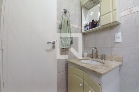 Apartamento à venda com 75m², 3 quartos e 1 vaga Apartamento à venda com 75m², 3 quartos e 1 vagaBanheiro