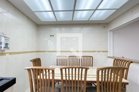 Casa à venda com 230m², 4 quartos e 6 vagasCopa