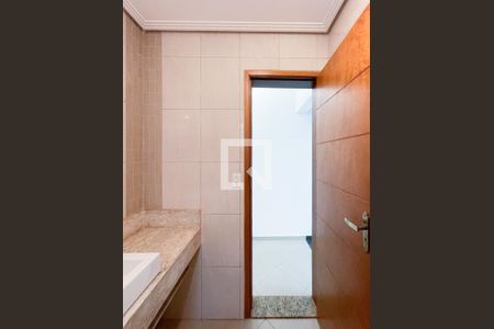 Casa à venda com 230m², 4 quartos e 6 vagasLavabo