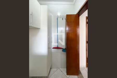 Casa à venda com 230m², 4 quartos e 6 vagasÁrea de Serviço