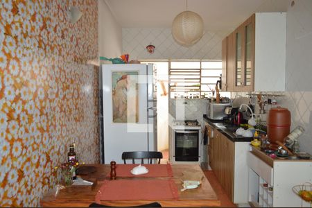 Apartamento à venda com 80m², 2 quartos e sem vagaCozinha