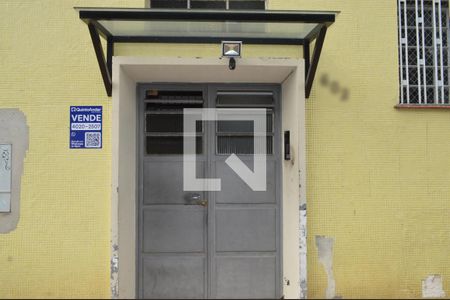 Apartamento à venda com 80m², 2 quartos e sem vagaFachada + Plaquinha