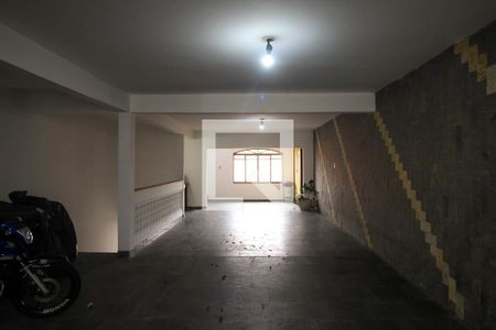 Casa à venda com 299m², 3 quartos e 4 vagasGaragem