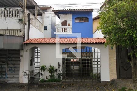 Casa à venda com 299m², 3 quartos e 4 vagasFachada
