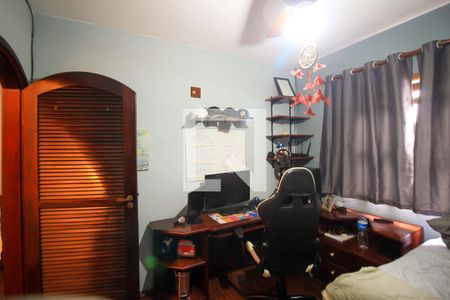 Casa à venda com 299m², 3 quartos e 4 vagasQuarto 2