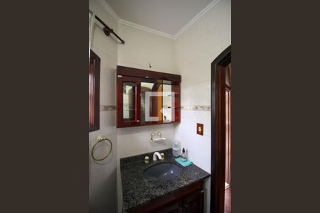 Casa à venda com 299m², 3 quartos e 4 vagasBanheiro da Suíte