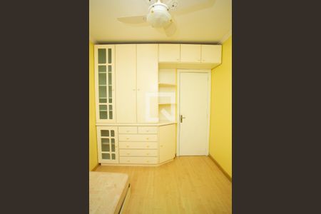 Casa de condomínio para alugar com 80m², 2 quartos e 1 vagaQuarto - Armários