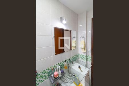 Apartamento à venda com 85m², 3 quartos e 2 vagas Apartamento à venda com 85m², 3 quartos e 2 vagasBanheiro social