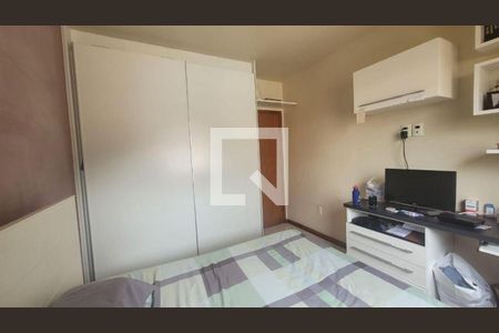 Casa à venda com 8 quartos, 350m² em Badu, Niterói