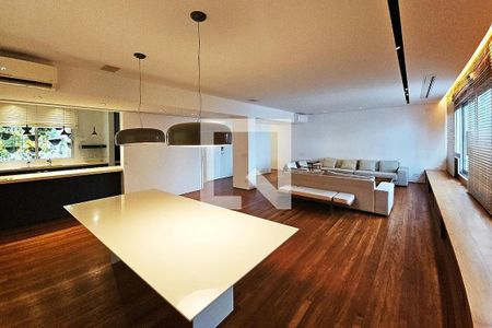 Apartamento à venda com 3 quartos, 245m² em Leblon, Rio de Janeiro