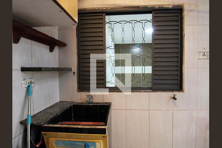 Casa para alugar com 210m², 2 quartos e sem vagaÁrea de Serviço