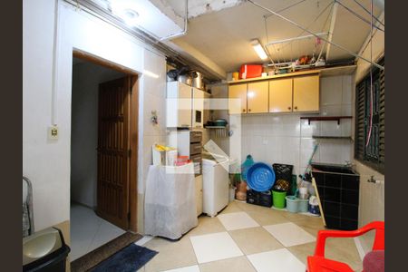 Casa para alugar com 210m², 2 quartos e sem vagaÁrea de Serviço