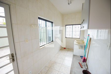 Casa de condomínio à venda com 365m², 3 quartos e 4 vagas Casa de condomínio à venda com 365m², 3 quartos e 4 vagasÁrea de Serviço