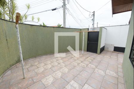 Casa de condomínio à venda com 365m², 3 quartos e 4 vagas Casa de condomínio à venda com 365m², 3 quartos e 4 vagasQuintal da Área de Serviço