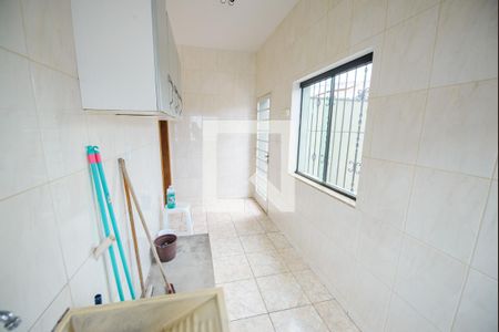 Casa de condomínio à venda com 365m², 3 quartos e 4 vagas Casa de condomínio à venda com 365m², 3 quartos e 4 vagasÁrea de Serviço