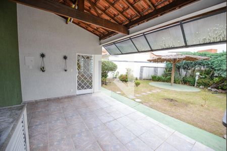 Casa de condomínio à venda com 365m², 3 quartos e 4 vagas Casa de condomínio à venda com 365m², 3 quartos e 4 vagasChurrasqueira