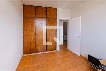 Quarto 2 de apartamento para alugar com 3 quartos, 90m² em Padre Eustáquio, Belo Horizonte