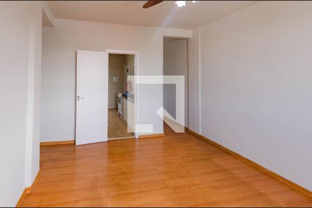 Sala de apartamento para alugar com 3 quartos, 90m² em Padre Eustáquio, Belo Horizonte
