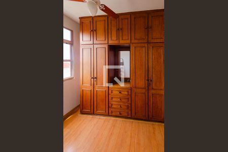 Quarto 1 de apartamento para alugar com 3 quartos, 90m² em Padre Eustáquio, Belo Horizonte