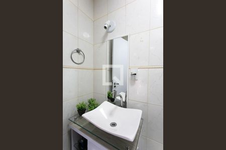 Casa de condomínio à venda com 95m², 2 quartos e 1 vagaBanheiro da Suíte