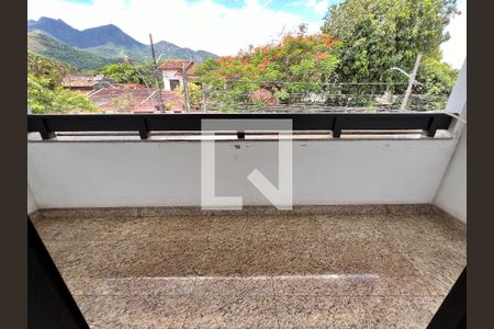 Casa de condomínio à venda com 340m², 5 quartos e 5 vagasVaranda - Suite 01