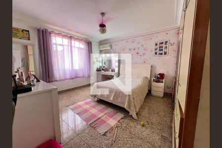 Casa de condomínio à venda com 340m², 5 quartos e 5 vagasSuite 02