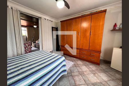 Casa de condomínio à venda com 340m², 5 quartos e 5 vagasQuarto 3